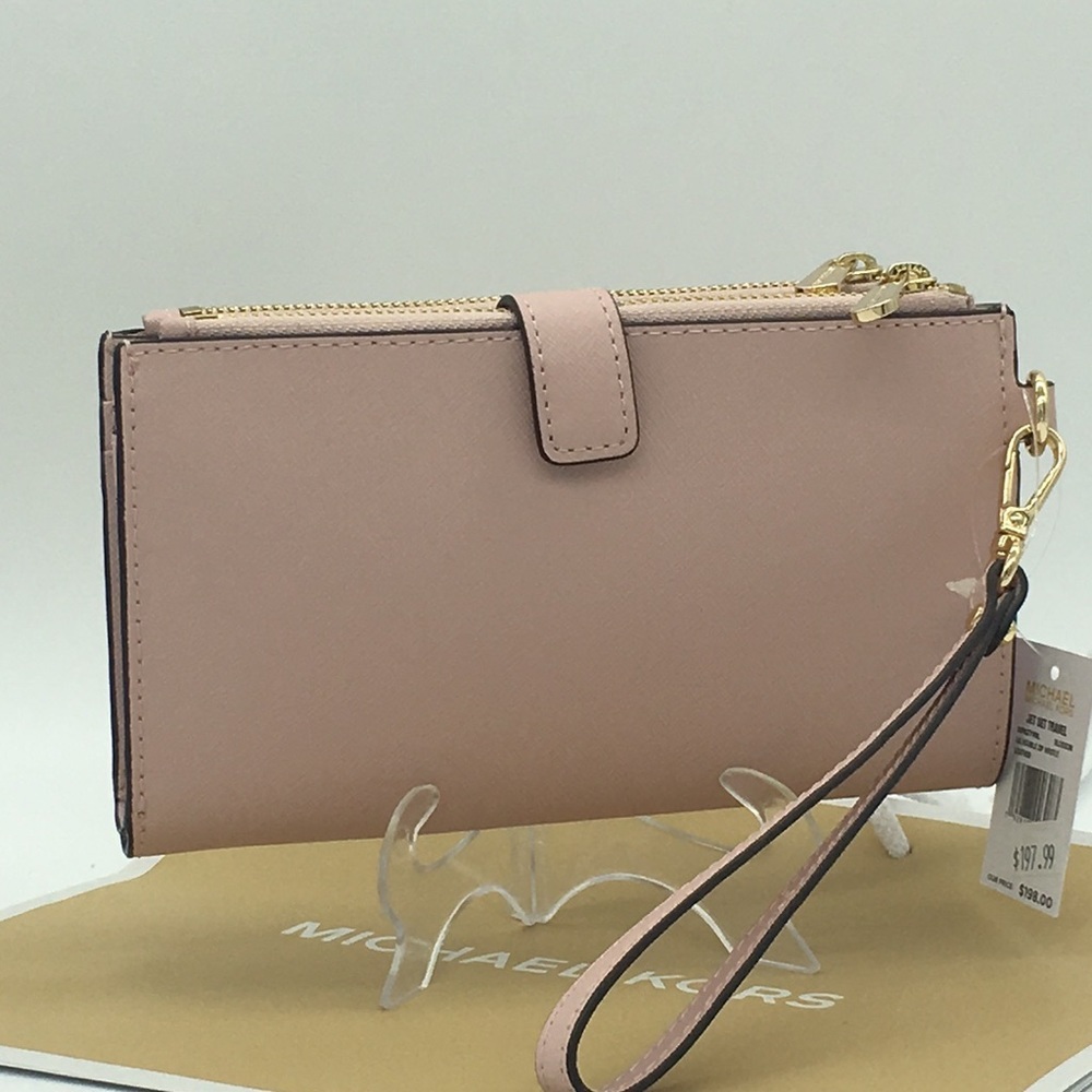 MICHAEL KORS LG DOUBLE ZIP WRISTLET POWDER BLUSH - Picture 4 of 11